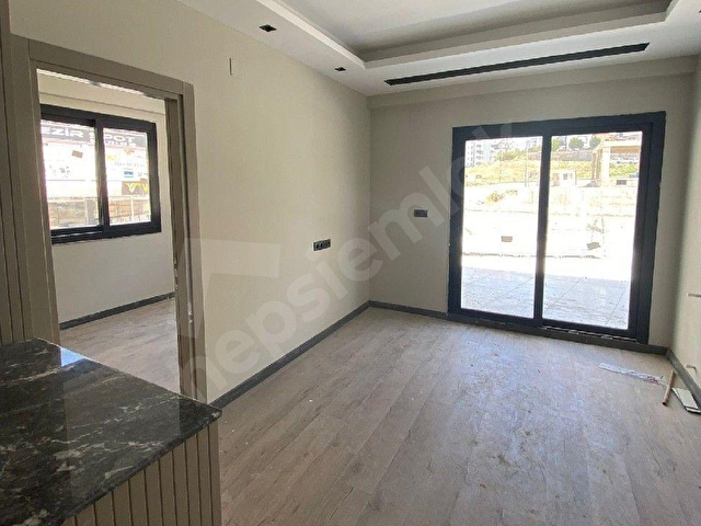 ÇUKUROVA FIRIN YAKINI KONSEPT BİNADA 1+1 MODERN YAPILI KÖŞE KONUMDA CAZİP DAİRE - Görsel 25