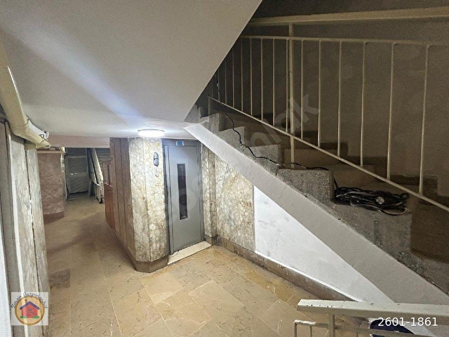 SULAR CADDESİ ÜZERİNDE 2.KAT 3+1 OTOPARKLI SATILIK DAİRE - Görsel 3