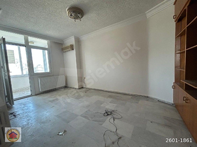 SULAR CADDESİ ÜZERİNDE 2.KAT 3+1 OTOPARKLI SATILIK DAİRE - Görsel 6