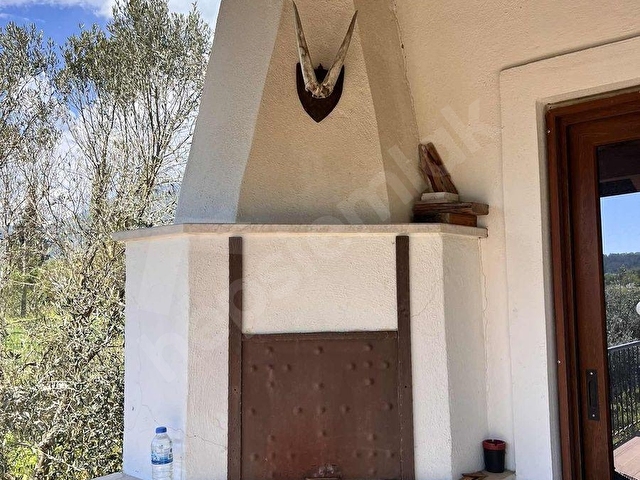 ÜZÜMLÜDE DOĞAYLA İÇ İÇE, ÖZEL HAVUZLU VİLLA VE TARLA - Görsel 14