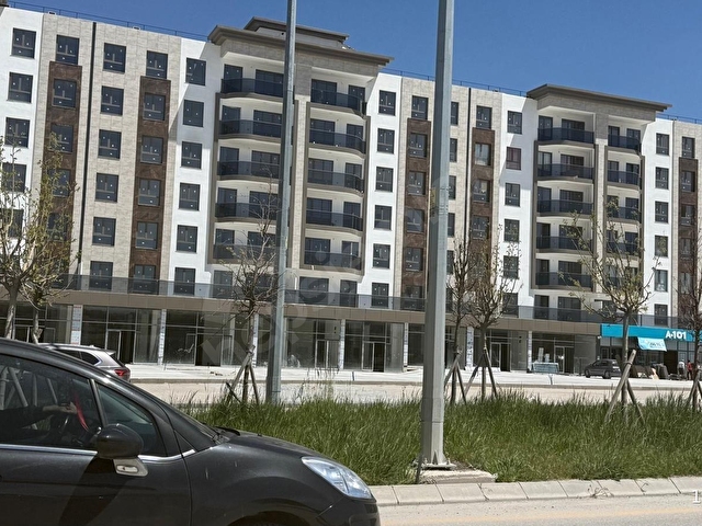 SİNCAN SARAYCIKTA GÜVENLİKLİ SİTEDE LÜX SIFIR SATILIK 1+1 DAİRE - Görsel 2