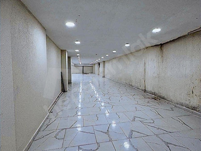 ARNAVUTKÖY MERKEZDE KİRALIK 430 METRE DEPOLAMA ALANI