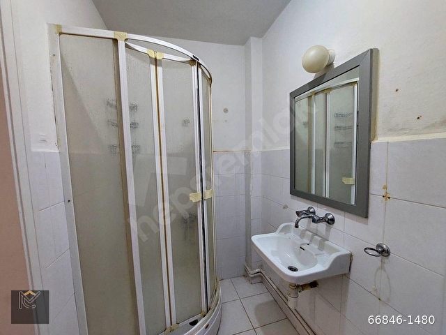 MEGA CITYDEN ARPA SUYU SOKAKTA TEMİZ BAKIMLI OFİS - Görsel 24