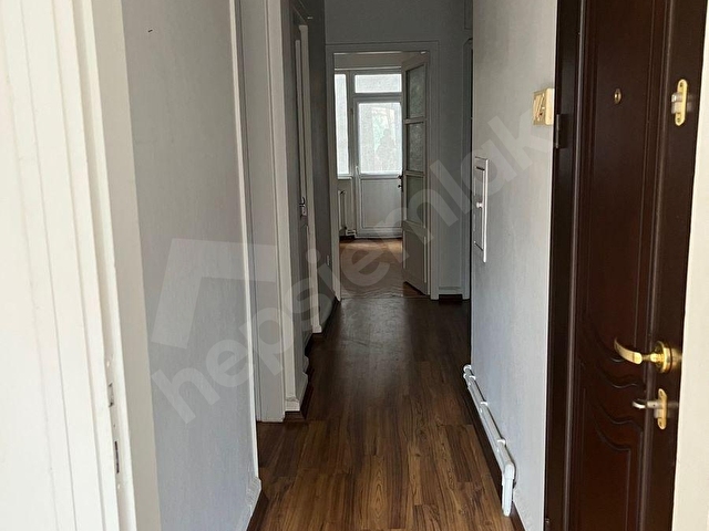 MEGA CITYDEN ARPA SUYU SOKAKTA TEMİZ BAKIMLI OFİS - Görsel 3