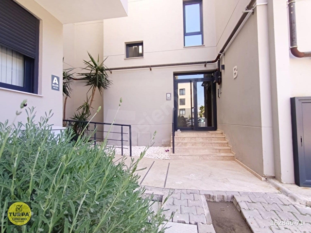 Site İçerisinde Çatı Dubleks 140 m2 3+1 Teraslı Daire - Görsel 6