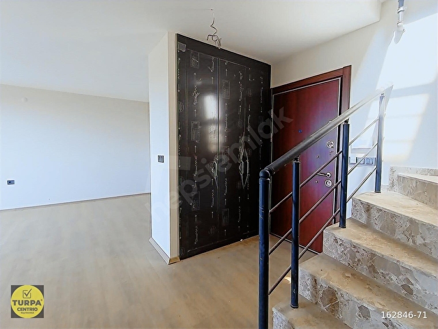 Site İçerisinde Çatı Dubleks 140 m2 3+1 Teraslı Daire - Görsel 7
