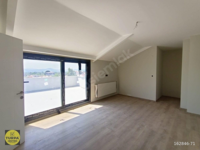 Site İçerisinde Çatı Dubleks 140 m2 3+1 Teraslı Daire - Görsel 25