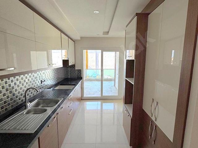 KUŞADASINDA KAPALI MUTFAKLI SİTE İÇİ SATILIK 3+1 DAİRE - Görsel 7