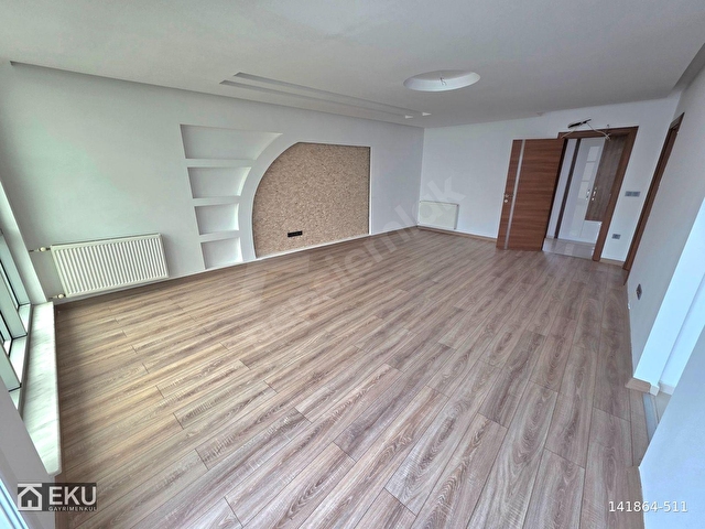 KUŞADASINDA KAPALI MUTFAKLI SİTE İÇİ SATILIK 3+1 DAİRE - Görsel 3