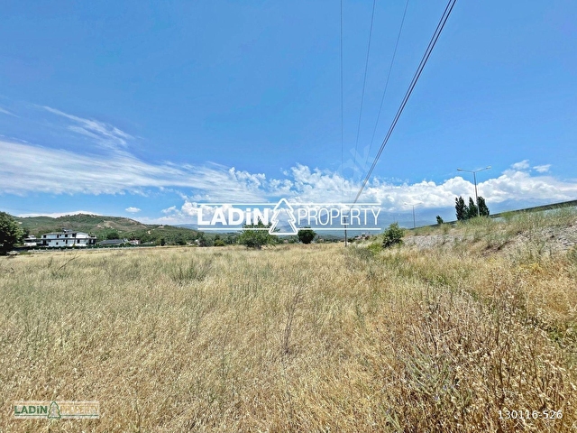 Seydikemer Sahil Zorlarda Ana Yola 50 Mt Cepheli Satılık Arazi - Görsel 20