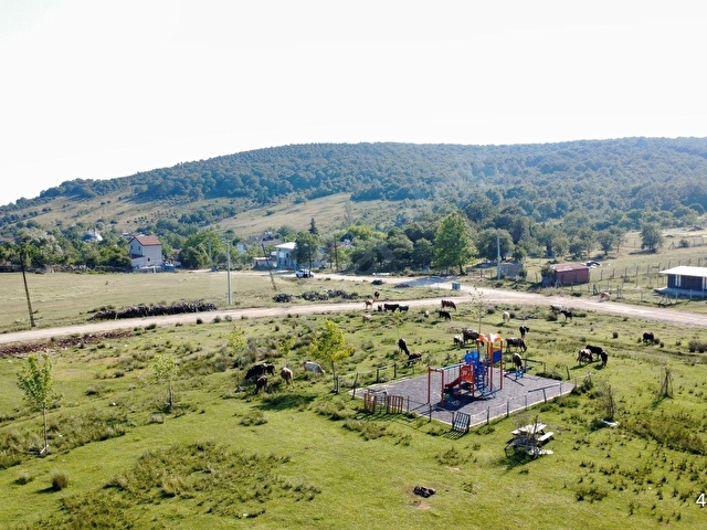 AY EMLAKTAN ARMUTLU MECİDİYEKÖY DE YOLU OLAN 1.187 m2 TARLA - Görsel 9