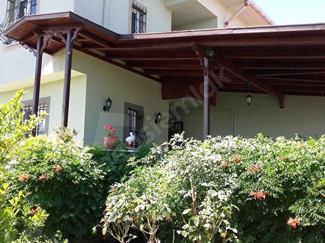 Ülgerden Uskumruköy Büyük Arıköyde Kiralık 5+2 Geniş Panoramalı Villa - Görsel 2