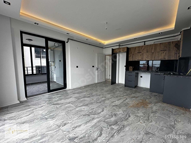 ATAKUM MEVLANA MAHALLESİNDE KİRALIK DENİZ MANZARALI 2+0 DAİRE - Görsel 2