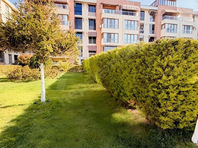 BEYLIKDÜZÜ ADNAN KAHVECIDE HAVUZLU SATILIK 4+1 DAİRE 200 m2 - Görsel 14