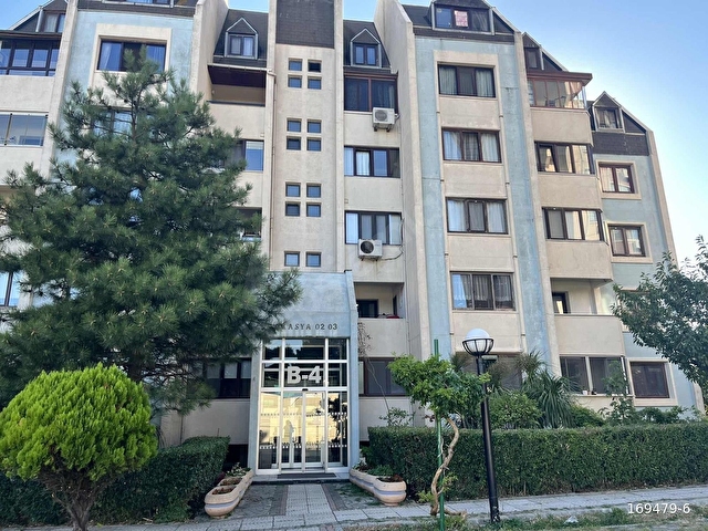 BAHÇEŞEHİR 1. KISIM İYİ KONUMDA TADİLATLI 3+1 KİRALIK 56.000TL