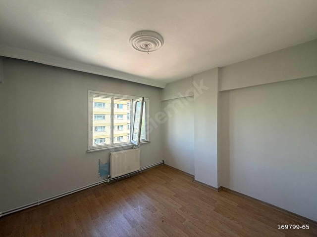Altınköy 1 Sitesinde Ulaşım Kolaylığı Sunan 3+1 Kiralık Daire - Görsel 15