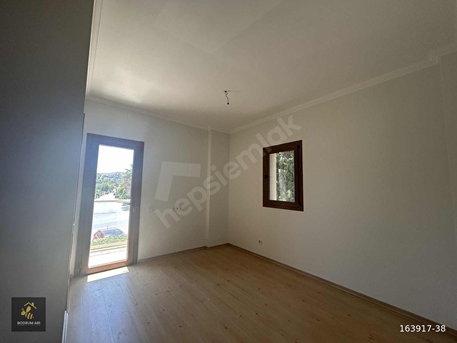 Yahşi Sahiilde Havuzlu Site İçerisinde 3+1 Kiralık Üst Kat Daire - Görsel 6
