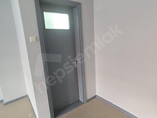 KEMERALTINDA WCLİ GENİŞ  OFİS - Görsel 5