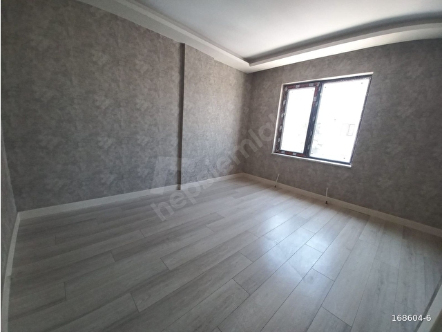 REMAX HIZDAN ELVANKENT DE CADDE ÜSTÜN DE SIFIR ARA KATTA HARİKA KONUM.... - Görsel 13