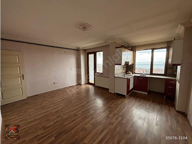 KARDEŞTEN | ŞEHİR MERKEZİNE YAKIN DENİZ MANZARALI 2+1 KİRALIK DAİRE - Görsel 2