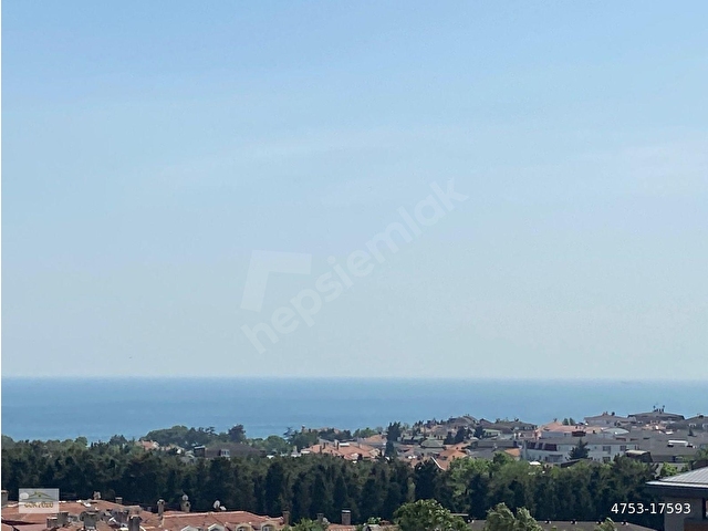 FLORYA EKŞİNAR KONAKLARINDA GÜNYÜZÜ EMLAKTAN KİRALI 4+1 .