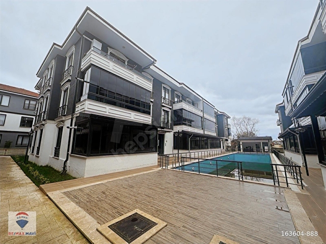 REMAX MAVİ HANDELİFE SiTESiNDE EŞYALI HAVUZLU 1+1 SATILIK DAİRE - Görsel 2