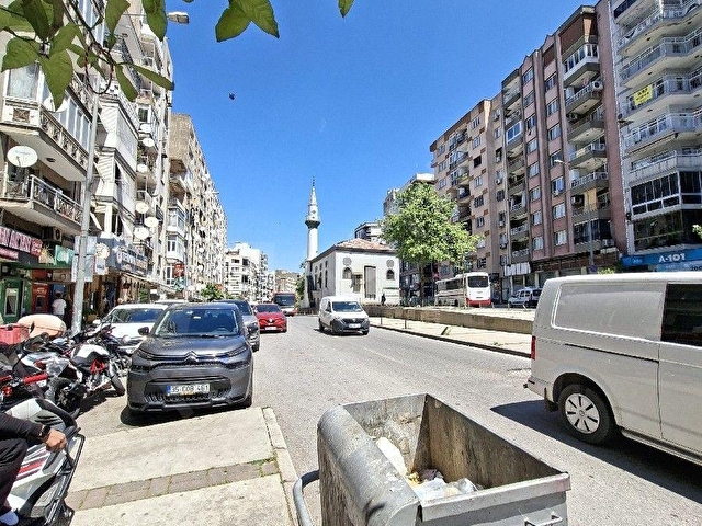 İZMAX-4 DEN CADDE ÜZERİ MEVKİ  LOKASYON - Görsel 14