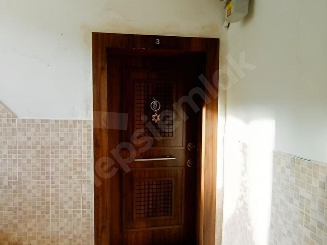 BOTANİK METRO YAKINI İPEKYUVAM SİTESİ BAKIMLI 3+1 SATILIK DAİRE - Görsel 3