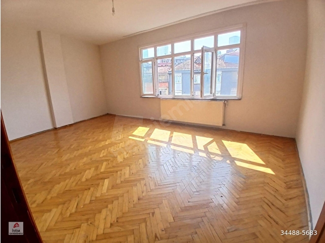 ORTABAYIRDA KİRALIK BALKONLU   3+1 DAİRE - Görsel 3