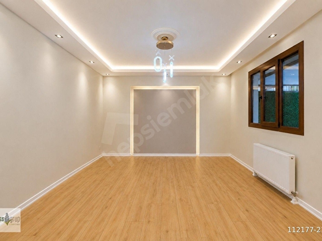 BEYLİKDÜZÜNDE SİTE İÇERİSİNDE BAHÇE KULLANIMLI 2+1 SATILIK DAİRE - Görsel 7