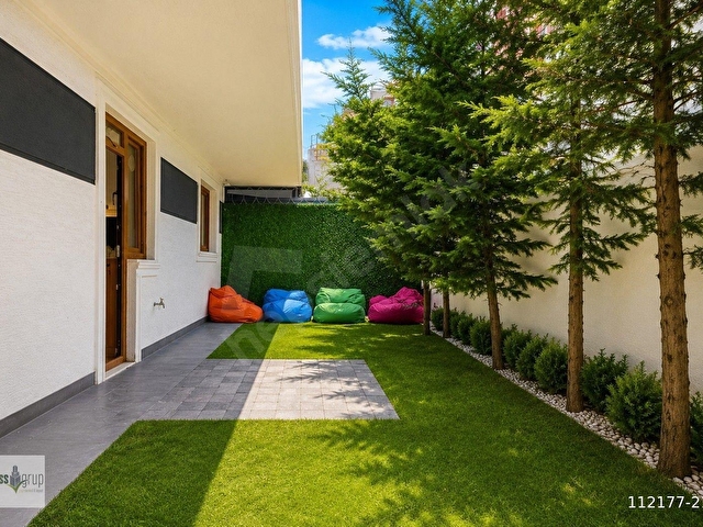 BEYLİKDÜZÜNDE SİTE İÇERİSİNDE BAHÇE KULLANIMLI 2+1 SATILIK DAİRE - Görsel 2