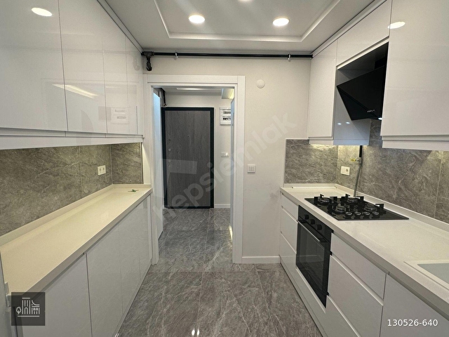 HATAY METRO CADDE İKİ BİNA MESAFEDE 3+1 130M2 2.KAT ARAKAT DAİRE - Görsel 9