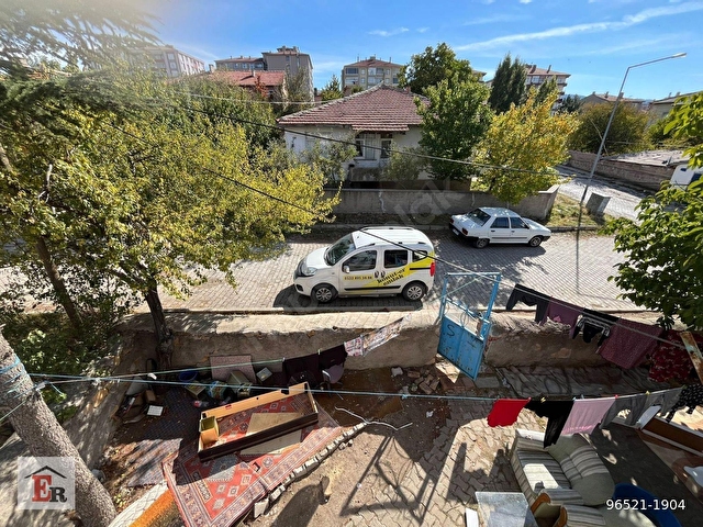 KONUT ER EMLAKTAN 2 KATLI SATILIK 480M2 ARSA İÇİNDE DAİRELER - Görsel 19