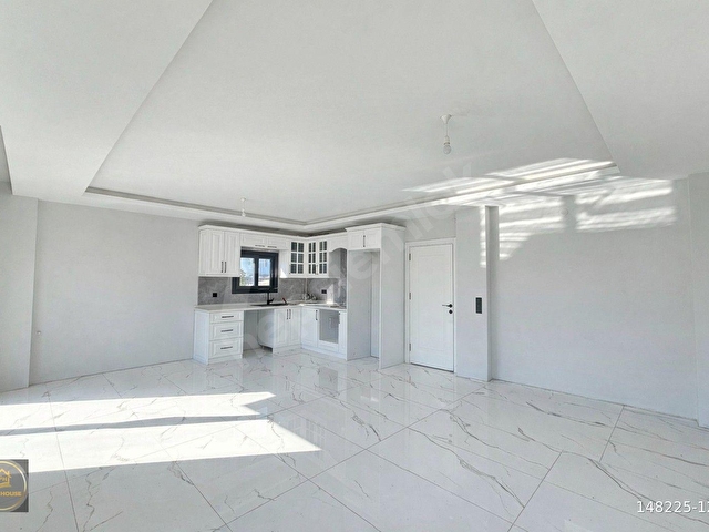 GoldHouse dan Satılık Kapanmaz Manzaralı, Havuzlu ve Geniş Bahçeli Lüks Villa - Görsel 2