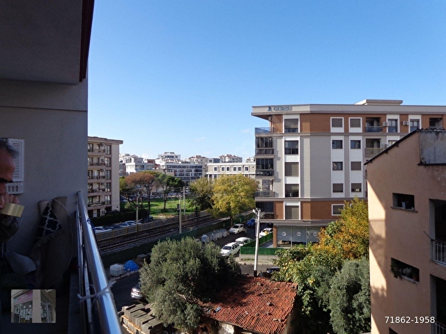 IZBAN YAKINI_ARA KAT_İKİ BANYOLU _MERKEZİ SİSTEM_DOĞALGAZLI 2+1