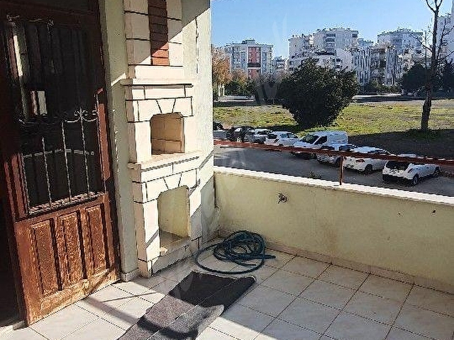 MEYDANKAVAGINDA HAVUZLU SİTEDE 4+1 SATILIK DAİRE - Görsel 12