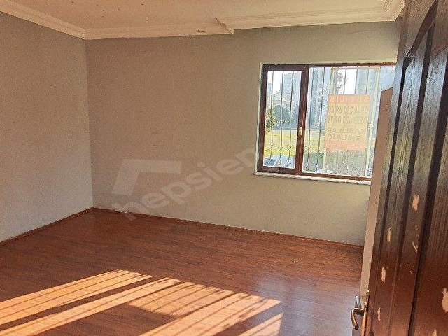 MEYDANKAVAGINDA HAVUZLU SİTEDE 4+1 SATILIK DAİRE - Görsel 9