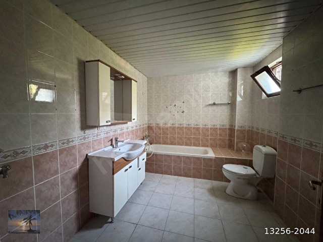 MEYDANKAVAGINDA HAVUZLU SİTEDE 4+1 SATILIK DAİRE - Görsel 22