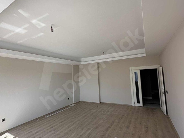 MÜCEVHER GAYRİMENKULDEN ULUS SİTESİDE SATILIK 5+1 DAİRE - Görsel 5