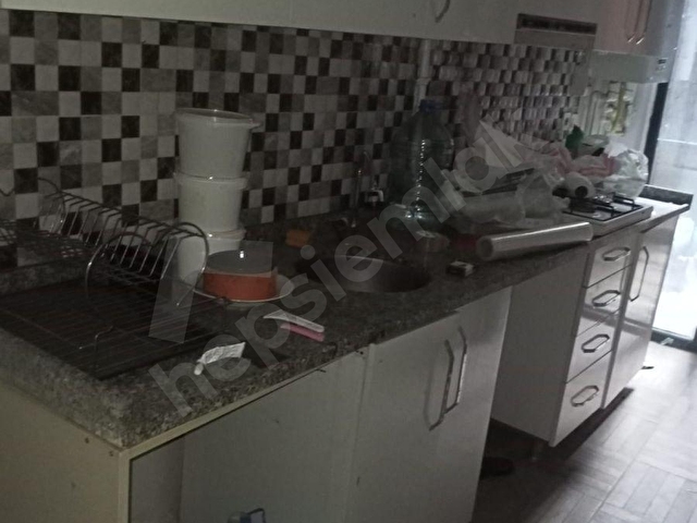 EMNİYETEVLERİNDE 45M2 1+1 METROYA 3DK. BAHÇE KATI - Görsel 3
