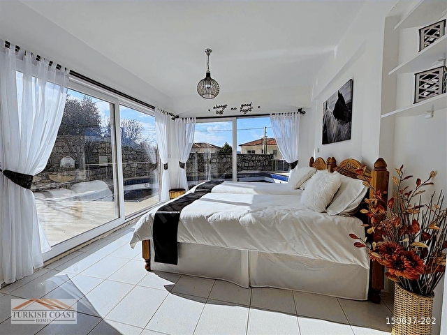 Fethiye Üzümlüde Satılık Büyük Bahçeli Villa - Görsel 28
