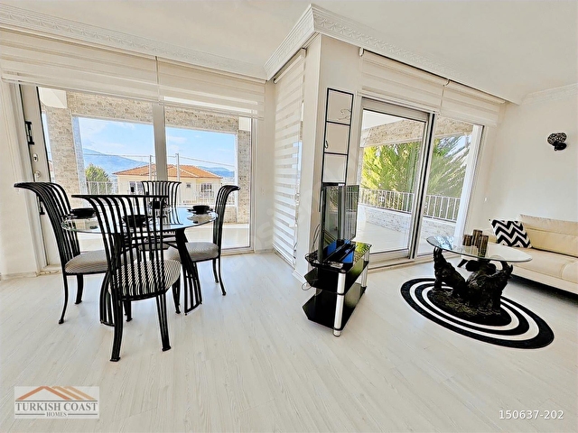 Fethiye Üzümlüde Satılık Büyük Bahçeli Villa - Görsel 10