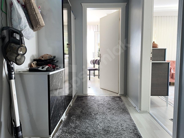 HÜRRİYET GENİŞ CADDE ÜZERİ KÖŞE PARSEL 125 M2 BAKIMLI 3+1 DAİRE - Görsel 2