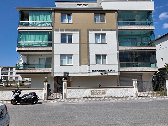 HÜRRİYET GENİŞ CADDE ÜZERİ KÖŞE PARSEL 125 M2 BAKIMLI 3+1 DAİRE