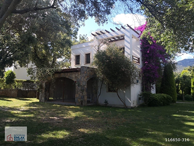 Yalikavak Merkezde Havuzlu Sitede Mustakil Dubleks Villa 116650 316 Hurriyet Emlak