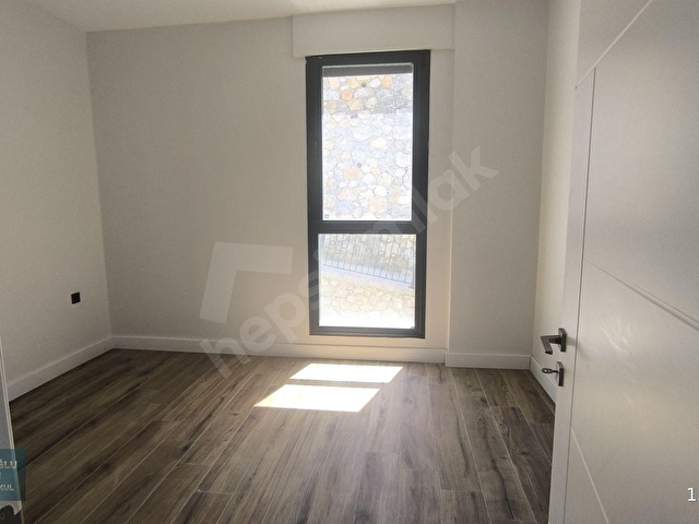 KUŞADASI MERKEZDE DENİZ MANZARALI GENİS VE FERAH LUKS DAİRE - Görsel 25