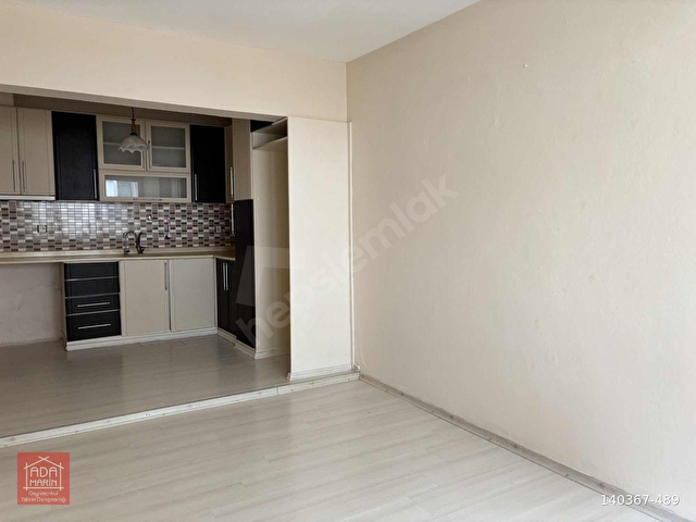 Denize 300m yakınlıkta devamlı kiralık 2+1daire - Görsel 8
