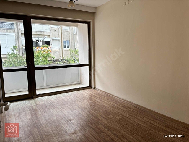 Denize 300m yakınlıkta devamlı kiralık 2+1daire - Görsel 5