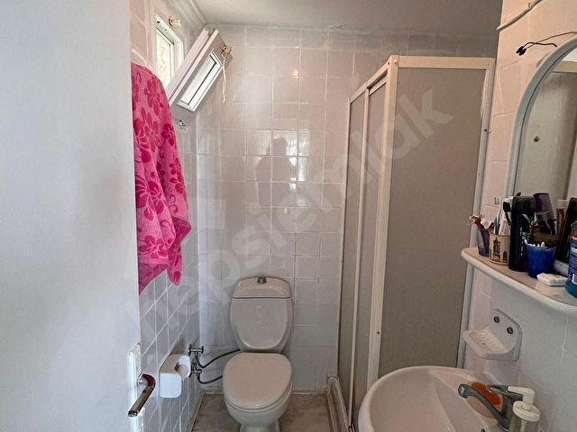 Denize Sadece 300 Metre Mesafede Eşyalı 1+1 Satılık Daire - Görsel 17