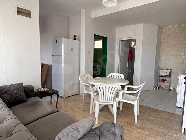 Denize Sadece 300 Metre Mesafede Eşyalı 1+1 Satılık Daire - Görsel 11